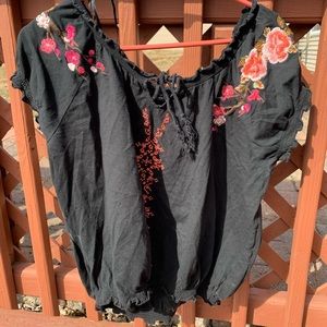 Boho Floral Short-Sleeve Blouse